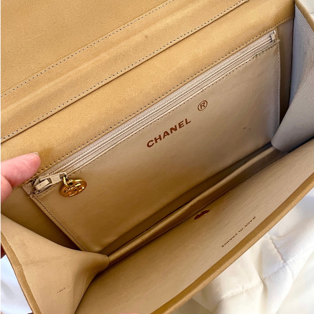 Chanel Full Flap Vintage Lambskin - Picture 10 of 10
